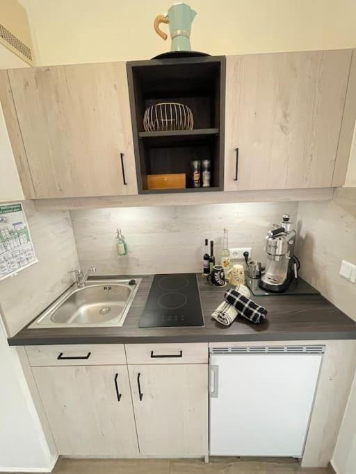 Fewo 20 - Appartement Im Rottalblick - Youngmodern Wohnen Mit Bademantelgang Zur Therme, Tv, Balkon Und Persoenlichem Gaesteempfang Von Astarte Estate Bad Griesbach im Rottal Extérieur photo