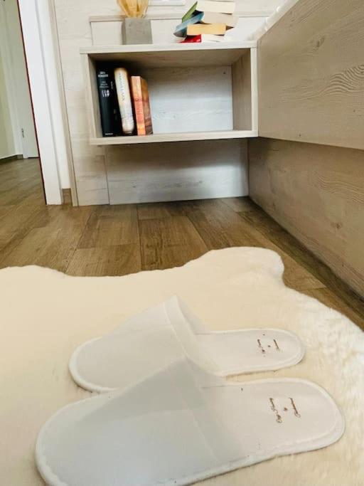 Fewo 20 - Appartement Im Rottalblick - Youngmodern Wohnen Mit Bademantelgang Zur Therme, Tv, Balkon Und Persoenlichem Gaesteempfang Von Astarte Estate Bad Griesbach im Rottal Extérieur photo