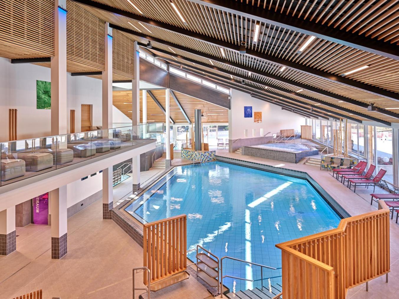 Fewo 20 - Appartement Im Rottalblick - Youngmodern Wohnen Mit Bademantelgang Zur Therme, Tv, Balkon Und Persoenlichem Gaesteempfang Von Astarte Estate Bad Griesbach im Rottal Extérieur photo